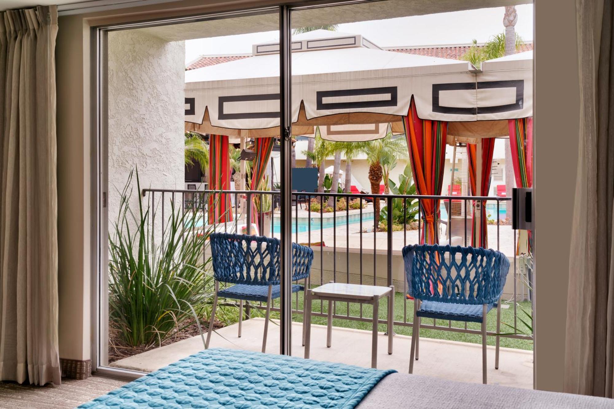 Double Room Pool View